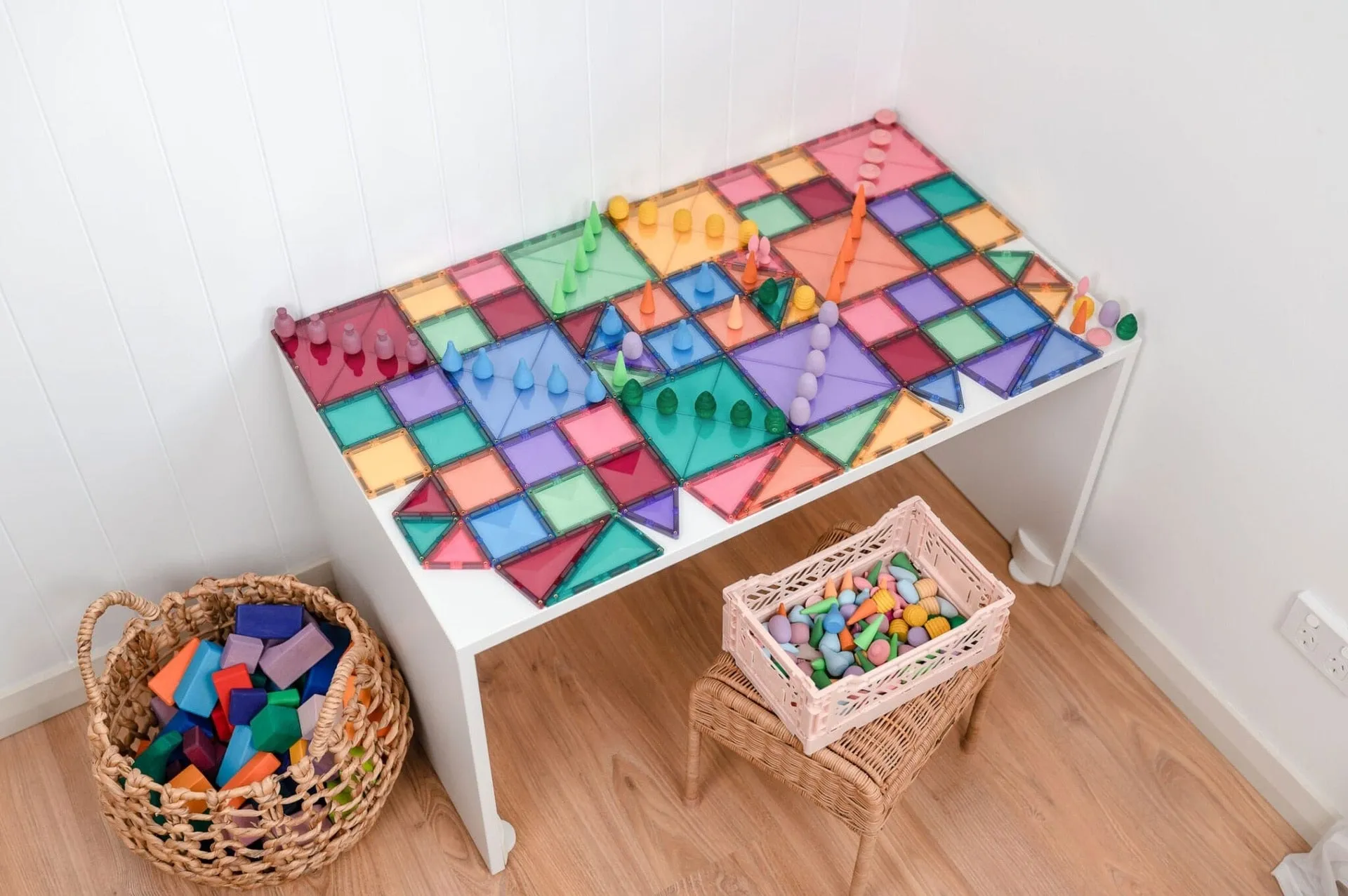 Connetix Magnetic Tiles Pastel 64 Piece Starter Pack